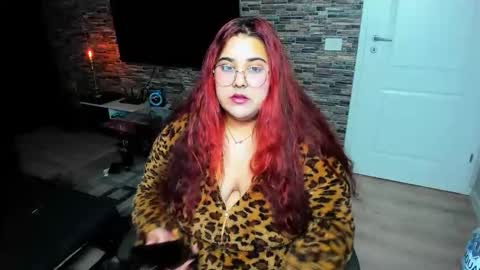 Snapshot of sweet_moommy chatting on 20, 11, 2025 sweet_moommy online show from 20, 11, 2025