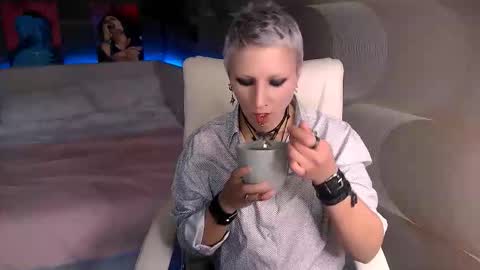 Snapshot of sweet_n_strong chatting on 26, 10, 2025 sweet_n_strong online show from 26, 10, 2025