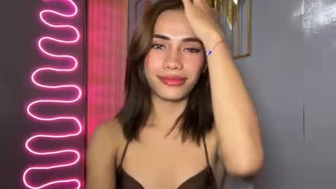 Snapshot of sweet_nikki03 chatting on 24, 4, 2026 sweet_nikki03 online show from 24, 4, 2026