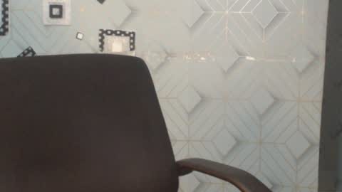 Nancy online show from 4, 12, 2024