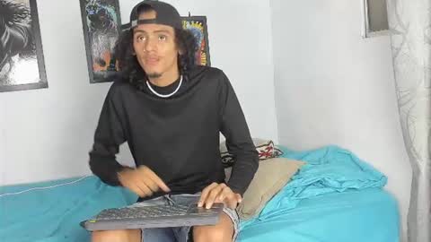 sweet_rose72 online show from 17, 6, 2026
