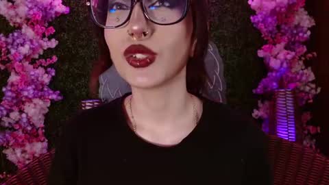 Snapshot of sweet_roxanee chatting on 23, 6, 2026 Roxanee online show from 23, 6, 2026