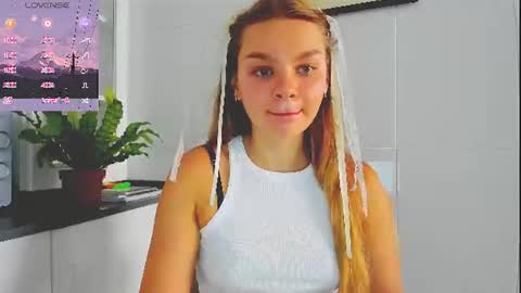 Snapshot of sweet_sabriina chatting on 16, 7, 2026 Sabina online show from 16, 7, 2026