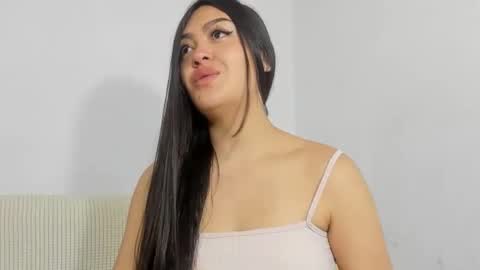 sweet_sophie_7 online show from 10, 12, 2024