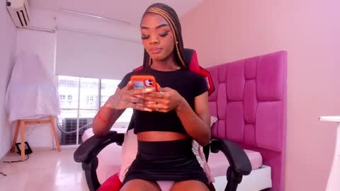 sweet_stacie online show from 18, 2, 2025