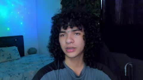 Steven independent model online show from 4, 5, 2026