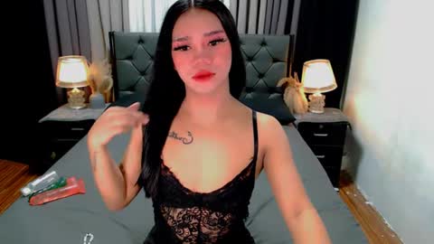 Snapshot of sweet_zoey12 chatting on 13, 6, 2026 bea takashi online show from 13, 6, 2026