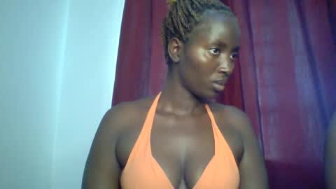 Snapshot of sweet_zuri3 chatting on 10, 3, 2025 zuri online show from 10, 3, 2025