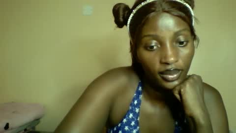 Snapshot of sweet_zuri3 chatting on 6, 10, 2025 zuri online show from 6, 10, 2025