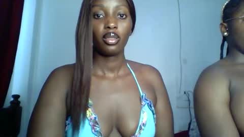 Snapshot of sweet_zuri3 chatting on 1, 11, 2025 zuri online show from 1, 11, 2025