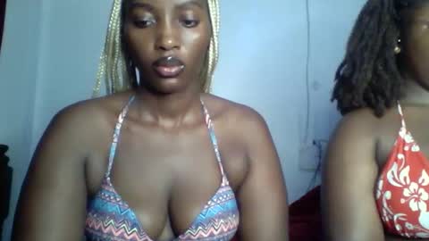 Snapshot of sweet_zuri3 chatting on 26, 11, 2025 zuri online show from 26, 11, 2025