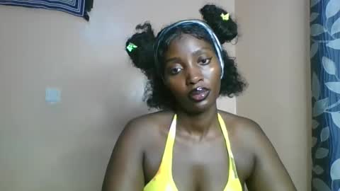 Snapshot of sweet_zuri3 chatting on 11, 5, 2026 zuri online show from 11, 5, 2026