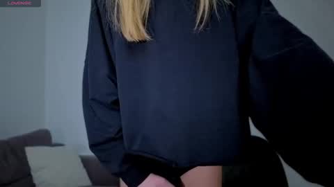 sweet_zz_gold online show from 27, 2, 2026