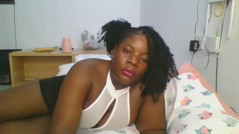 Snapshot of sweetafricangal chatting on 8, 12, 2024 NASHA online show from 8, 12, 2024