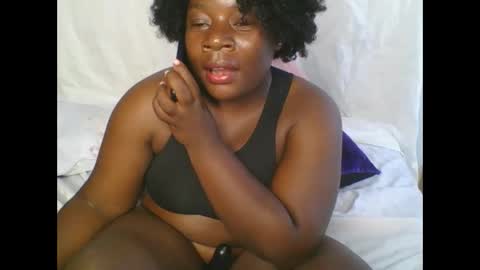 Snapshot of sweetafricangal chatting on 11, 1, 2025 NASHA online show from 11, 1, 2025