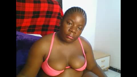 Snapshot of sweetafricangal chatting on 12, 1, 2025 NASHA online show from 12, 1, 2025