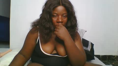 Snapshot of sweetafricangal chatting on 17, 1, 2025 NASHA online show from 17, 1, 2025