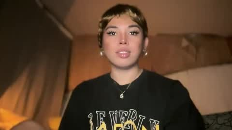 Snapshot of sweetalexa19 chatting on 8, 1, 2025 alexa your one and only queen online show from 8, 1, 2025