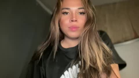 Snapshot of sweetalexa19 chatting on 8, 10, 2025 alexa your one and only queen online show from 8, 10, 2025