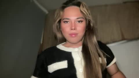 Snapshot of sweetalexa19 chatting on 21, 10, 2025 alexa your one and only queen online show from 21, 10, 2025