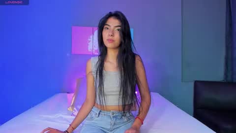 Snapshot of sweetaliss26 chatting on 4, 2, 2026 Aliss online show from 4, 2, 2026