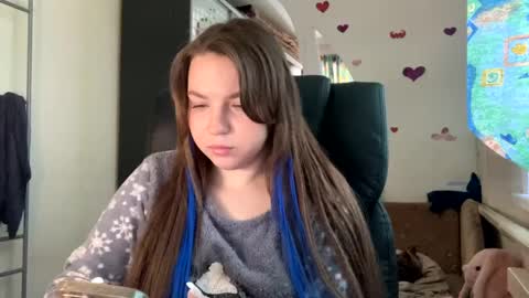 sweetalissa18 online show from 28, 2, 2025