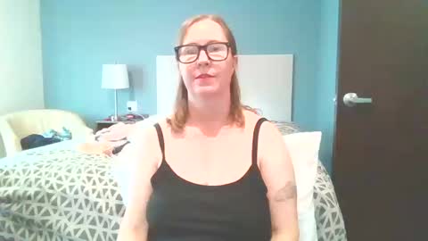 Snapshot of sweetandnaughty123 chatting on 10, 10, 2025 sweetandnaughty123 online show from 10, 10, 2025