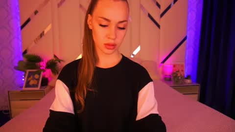 SweetAngellic online show from 6, 10, 2025