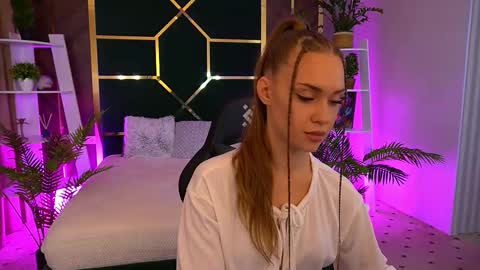 SweetAngellic online show from 12, 10, 2025