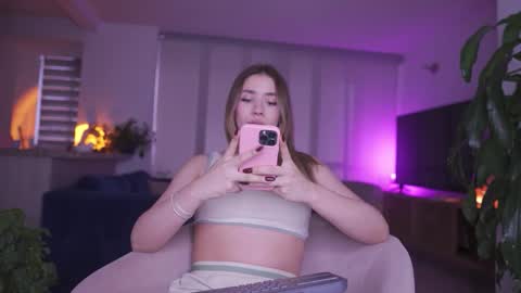 Camila online show from 24, 10, 2025