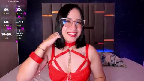 Snapshot of sweetanniie_ chatting on 30, 11, 2025 Annie online show from 30, 11, 2025