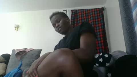 Snapshot of sweetass_02 chatting on 29, 12, 2024 bianca online show from 29, 12, 2024