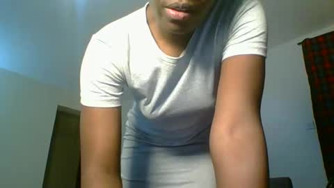 Snapshot of sweetass_02 chatting on 5, 1, 2025 bianca online show from 5, 1, 2025
