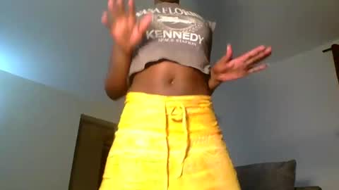 Snapshot of sweetass_02 chatting on 15, 2, 2025 bianca online show from 15, 2, 2025