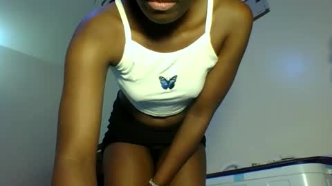 Snapshot of sweetass_02 chatting on 17, 5, 2026 bianca online show from 17, 5, 2026
