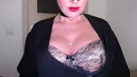 Snapshot of sweetberryxxx chatting on 19, 10, 2025 Diana online show from 19, 10, 2025
