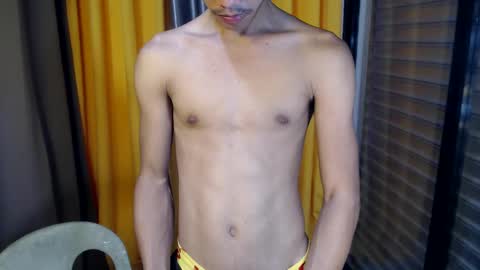 Snapshot of sweetbigcockz chatting on 8, 3, 2025 sweetbigcockz online show from 8, 3, 2025