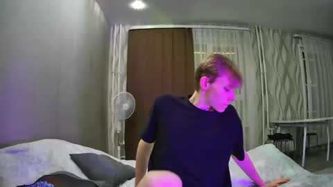 SweetyBoy online show from 5, 12, 2025