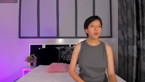 Snapshot of sweetcoupple chatting on 13, 7, 2026 Eva Short hair girl - Victoria Long red hair online show from 13, 7, 2026