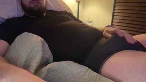 Snapshot of sweetcub28 chatting on 21, 11, 2025 SureThing online show from 21, 11, 2025