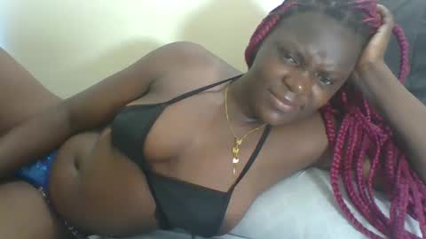 Snapshot of sweetdarkskin chatting on 29, 1, 2025 CLARIS online show from 29, 1, 2025