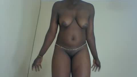 Snapshot of sweetdarkskin chatting on 5, 2, 2025 CLARIS online show from 5, 2, 2025