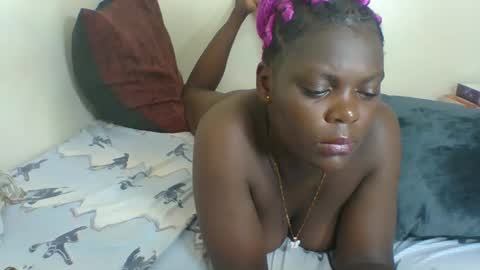 Snapshot of sweetdarkskin chatting on 15, 2, 2025 CLARIS online show from 15, 2, 2025