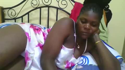 Snapshot of sweetdarkskin chatting on 20, 10, 2025 CLARIS online show from 20, 10, 2025