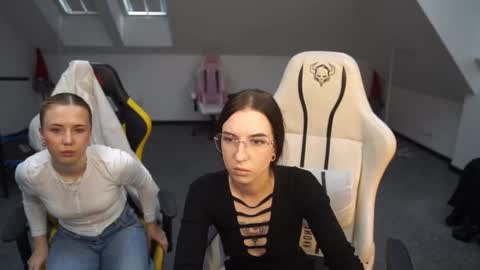 Snapshot of sweetdesiree_ chatting on 16, 9, 2025 Amelia online show from 16, 9, 2025