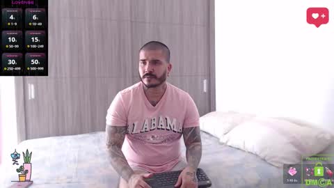 Snapshot of sweetdesires_ chatting on 14, 9, 2025         online show from 14, 9, 2025