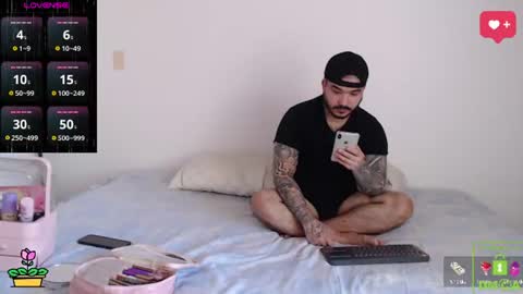Snapshot of sweetdesires_ chatting on 28, 7, 2026 online show from 28, 7, 2026
