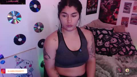 Abril online show from 21, 11, 2025