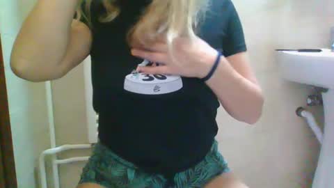 Sweet Dyzy online show from 16, 2, 2025