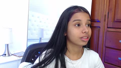 Snapshot of sweetebony_20 chatting on 24, 1, 2025 Gabriela online show from 24, 1, 2025